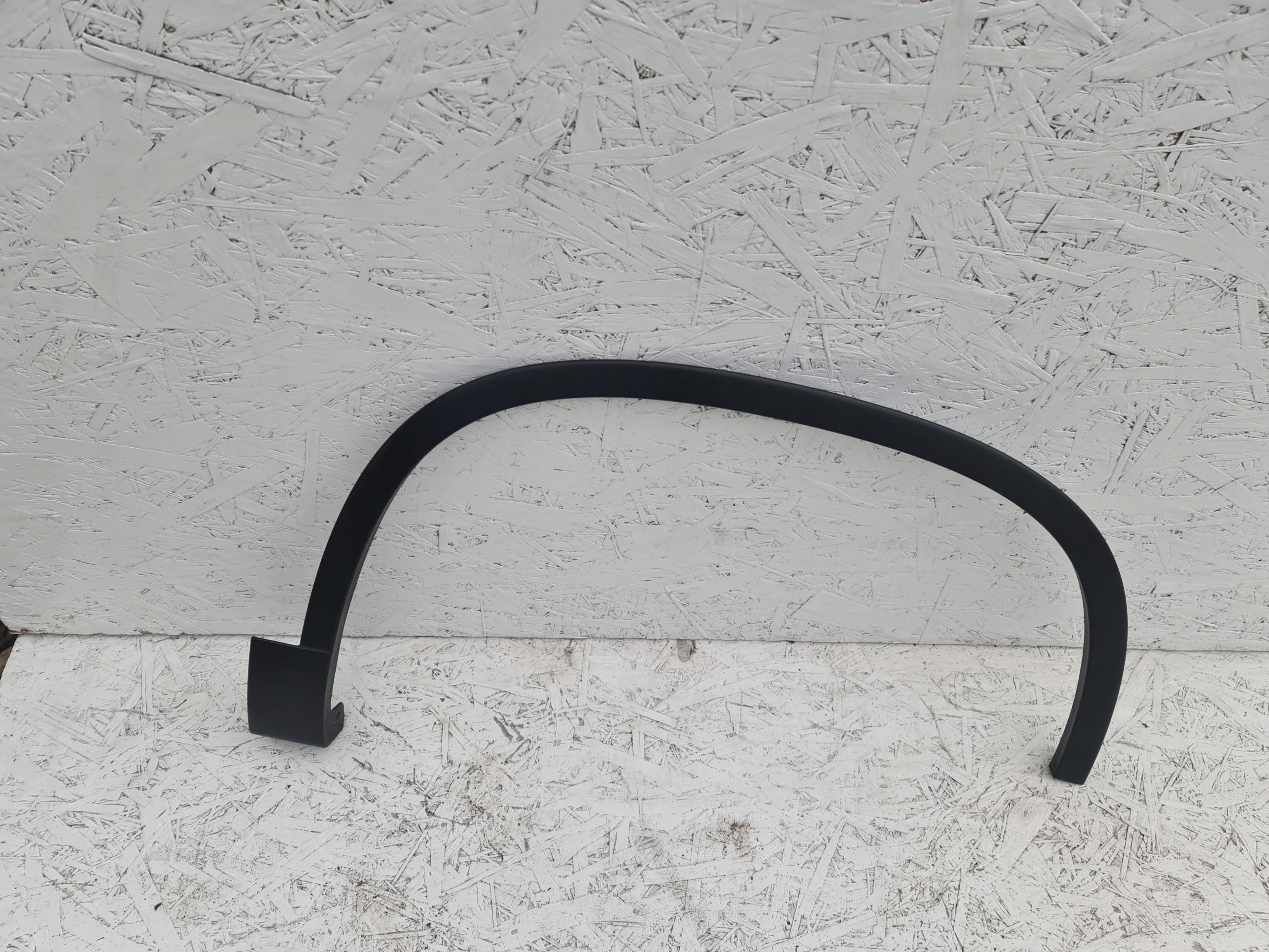 TIGUAN 5N БРИЗГОВИКИ ПЕРЕДНІЙ ПРАВИЙ 5N0854732B