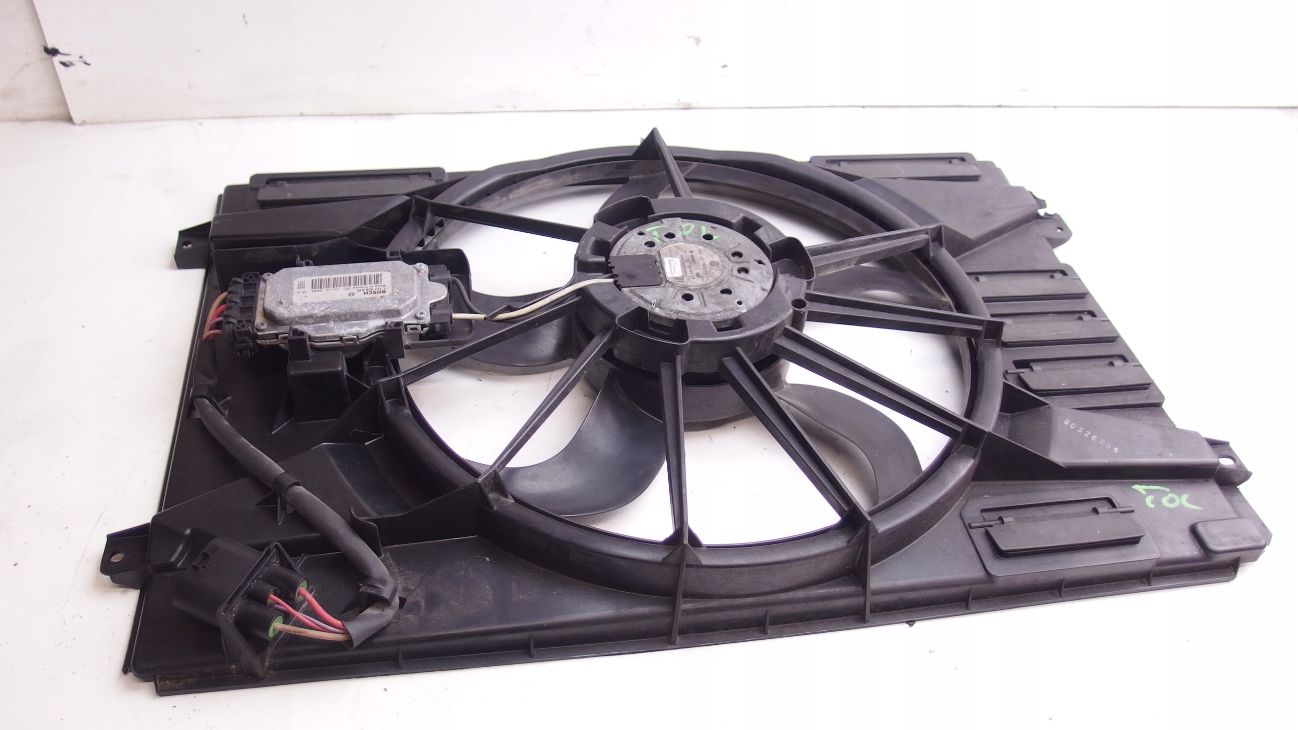 1K0121205AF - ТОЛЕДО III ВЕНТИЛЯТОР РАДИАТОРА