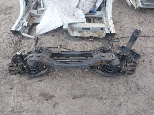 4667-37756435 - Toyota auris задня підвіска