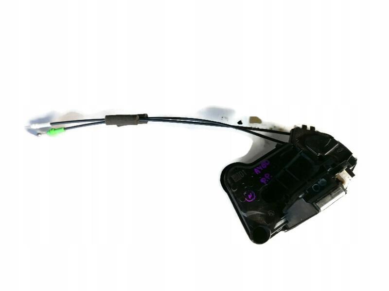 TOYOTA Aygo II 19R замок дверей правий передній Європа