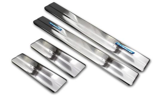 TOYOTA CH-R HYBRID НАКЛАДКИ НА ПОРОГИ SILVER STEEL