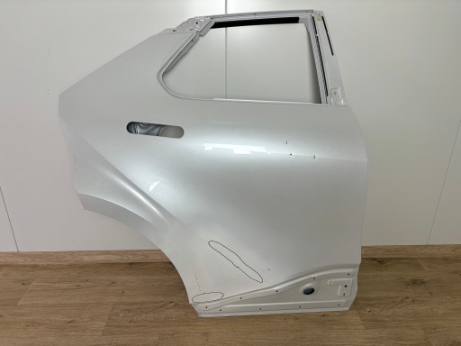 2023r- (====1==GIEŁDA==1====) - Toyota c hr ii 2023 r- задня двері права задня познань (==== м1 == фонд-біржа == 1 ======)