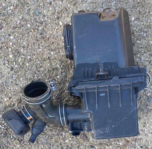 2.0 - TOYOTA COROLLA E21 обида воздушный фильтр резонатор