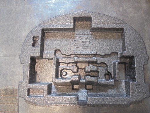 TOYOTA COROLLA E21 полістирол багажного відділення 64777-02360