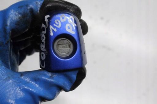 TOYOTA COROLLA VERSO 03 ВСТАВКА ЗАМКА ПЕРЕДНЯ ПРАВА