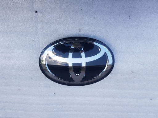 TOYOTA HILUX 2020 - ЭМБЛЕМА РАДАР 90975-02159