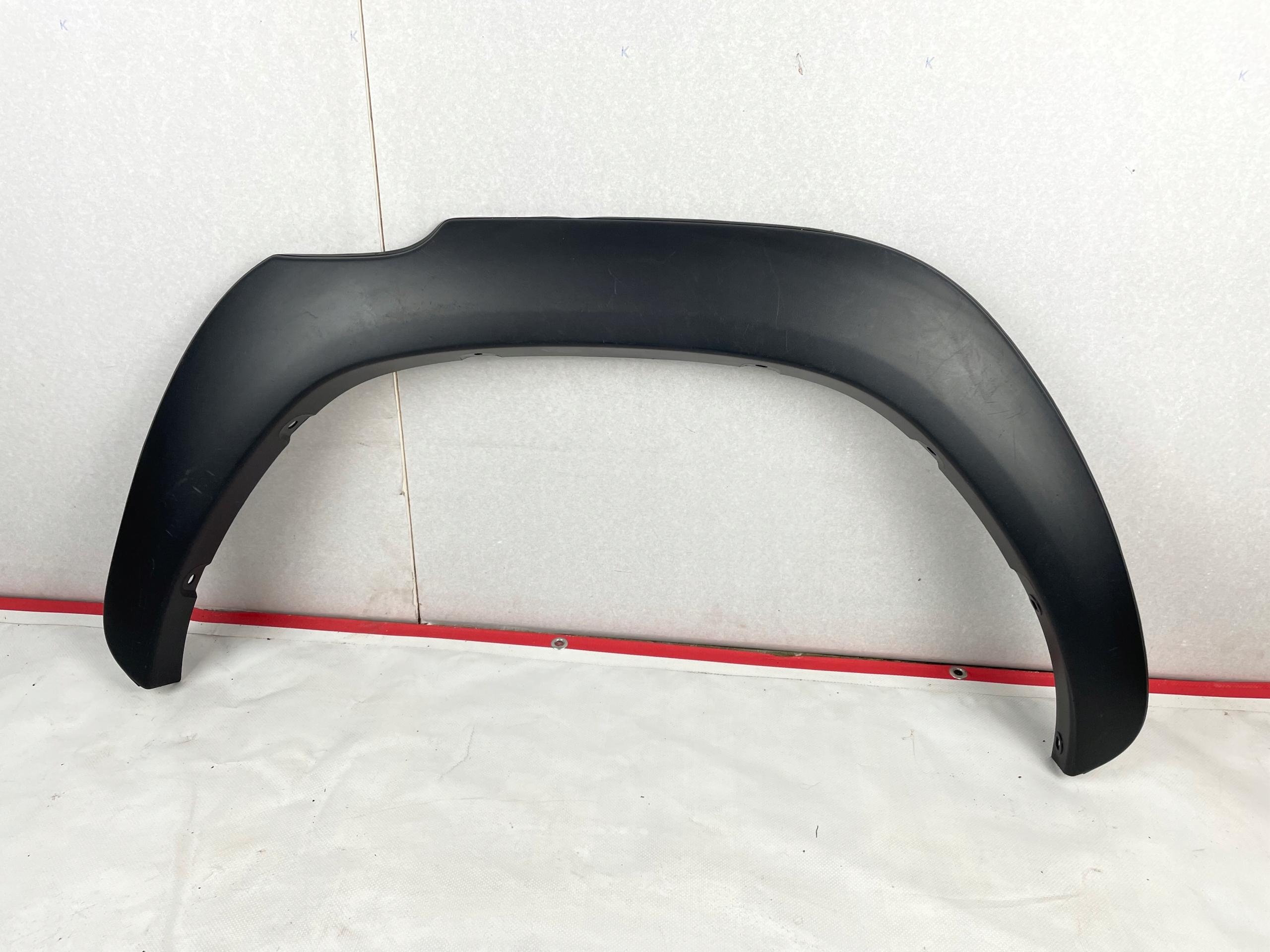 TOYOTA HILUX ПРАВА СМУГА КРИЛА ЗАДНЯ ЗАДНЯ