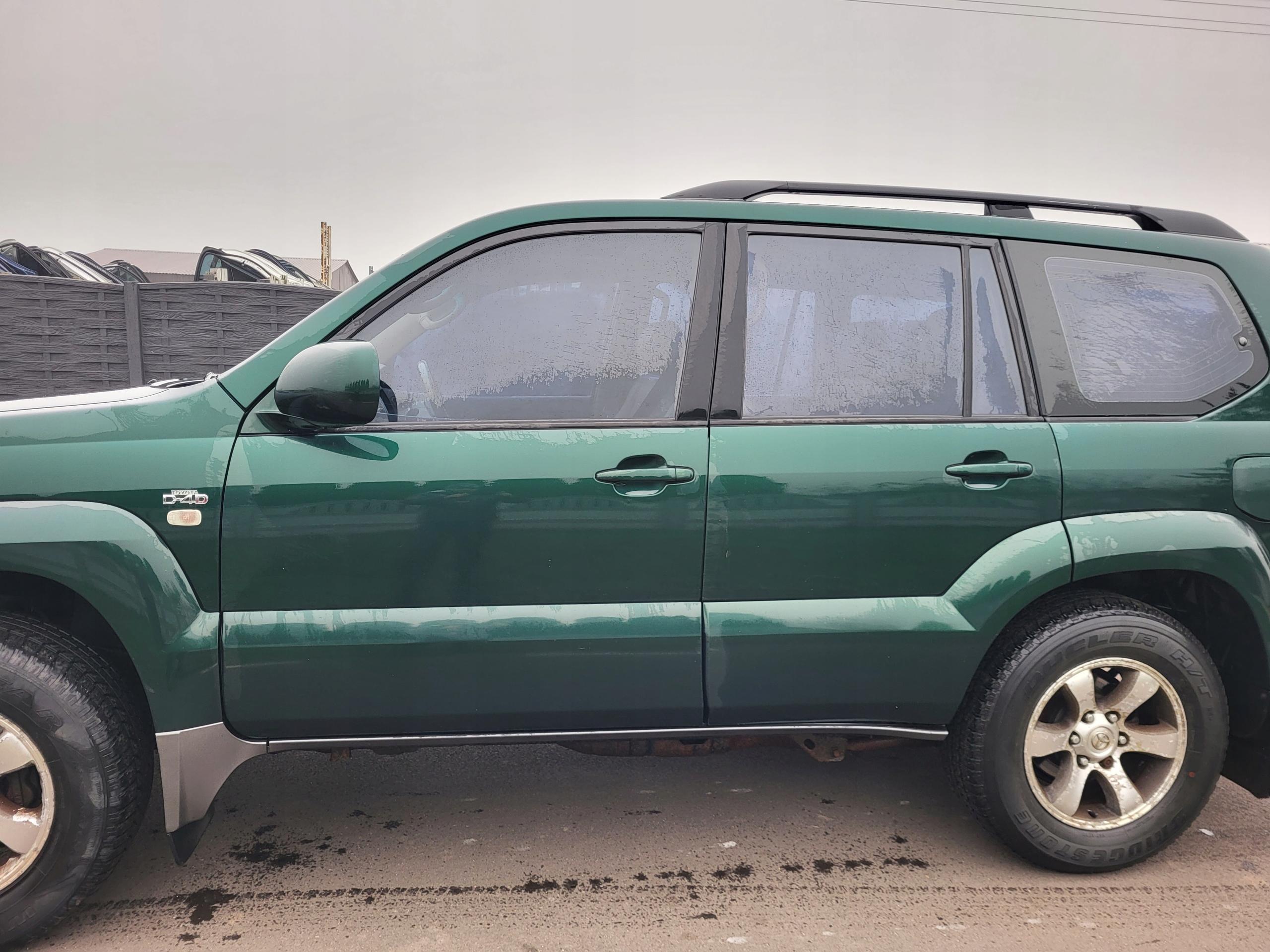 TOYOTA LAND CRUISER 120 КРЫША С ЛЮКОМ