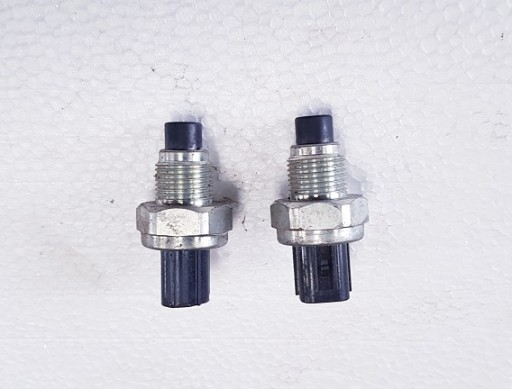 TOYOTA Neutral Safety Switch 84545-52010 NEW Avensis Yaris