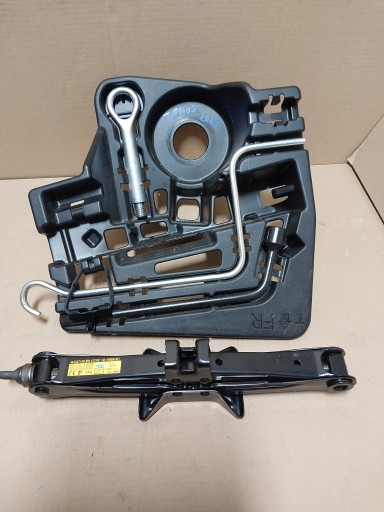 TOYOTA PRIUS III НАБІР КЛЮЧА ВСТАВКИ ВАЖЕЛЯ 09-