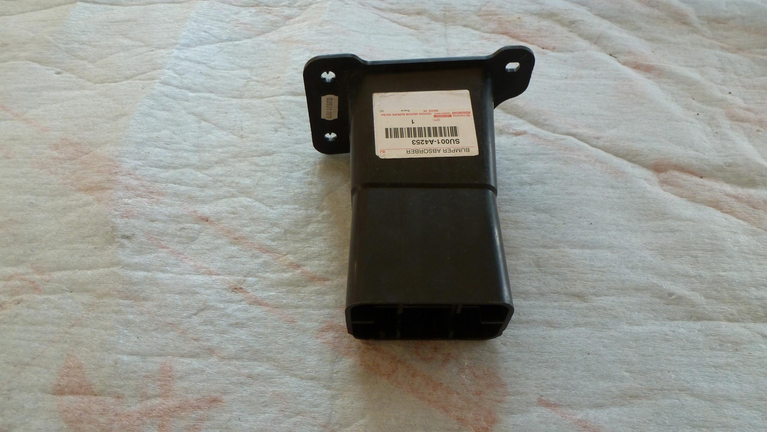 TOYOTA PROACE амортизатор передний бампер SU001-A4253