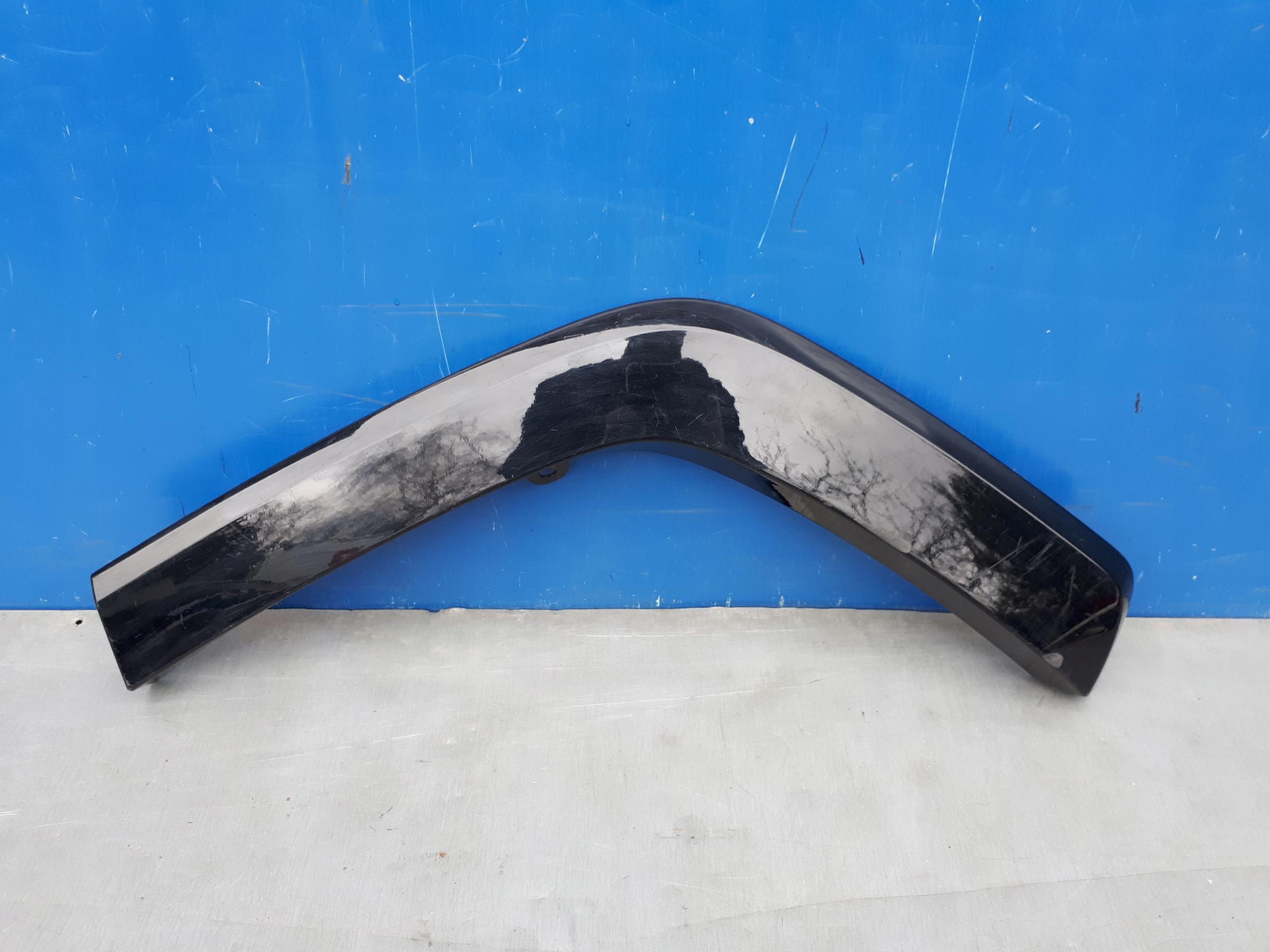 75606-42160-C0 - TOYOTA RAV4 2019 - 19-НАКЛАДКА ЛЕВАЯ НА ЗАДНЕЕ КРЫЛО