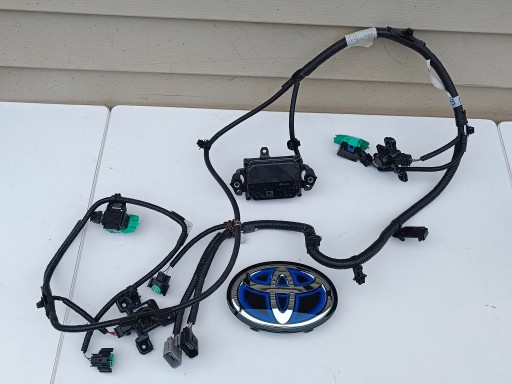 TOYOTA RAV4 CAMRY VIII ЕМБЛЕМА ДАТЧИК ГІБРИДНИЙ РАДАР 53141-33130 53141-33140