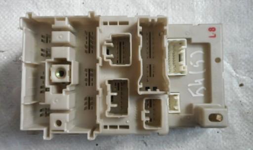 82733-42081 - Коробка запобіжників модуля підйому toyota rav4 ii