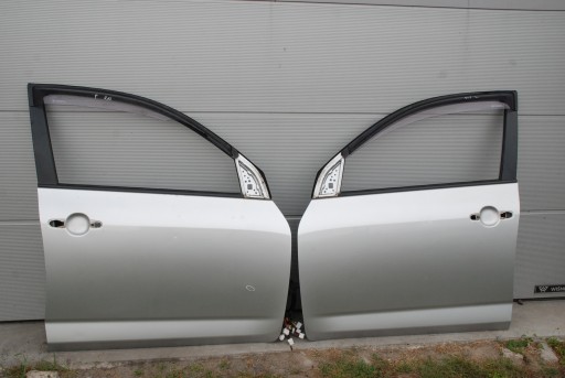 TOYOTA RAV4 III 06-09R 1F7 ДВЕРИ Л/П ПЕРЕДН.
