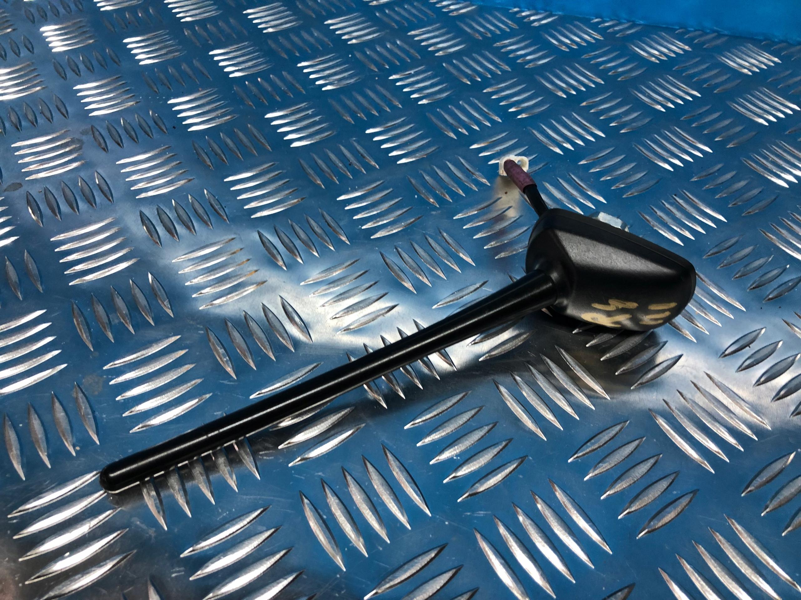 TOYOTA RAV4 III РАДИО АНТЕННА