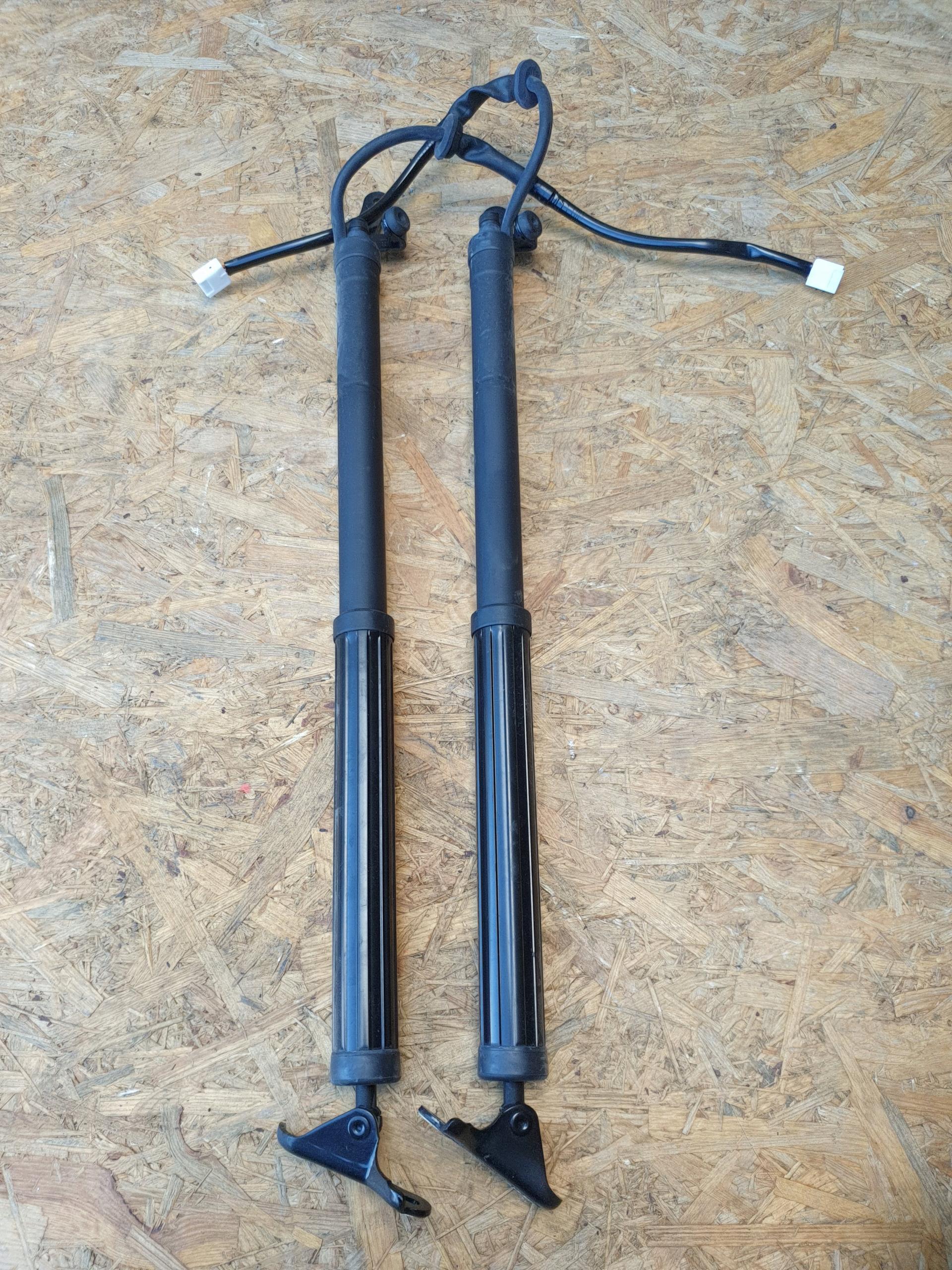 TOYOTA RAV4 V ПРИВОДЫ КРЫШКИ БАГАЖНИКА ПОЛНЫЙ КОМПЛЕКТ