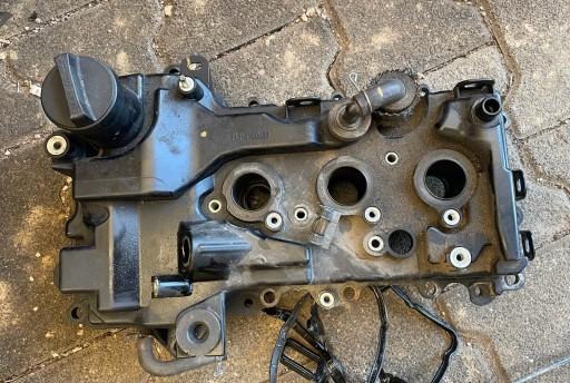 TOYOTA YARIS III 18Y^ КЛАПАННАЯ КРЫШКА