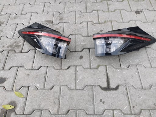 Toyota Yaris IV перекрестная левая правая правая лампа