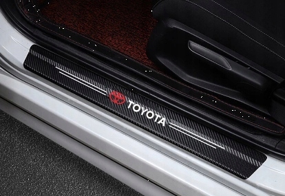 Защитные наклейки TOYOTA на пороги, 4 шт. Карбон