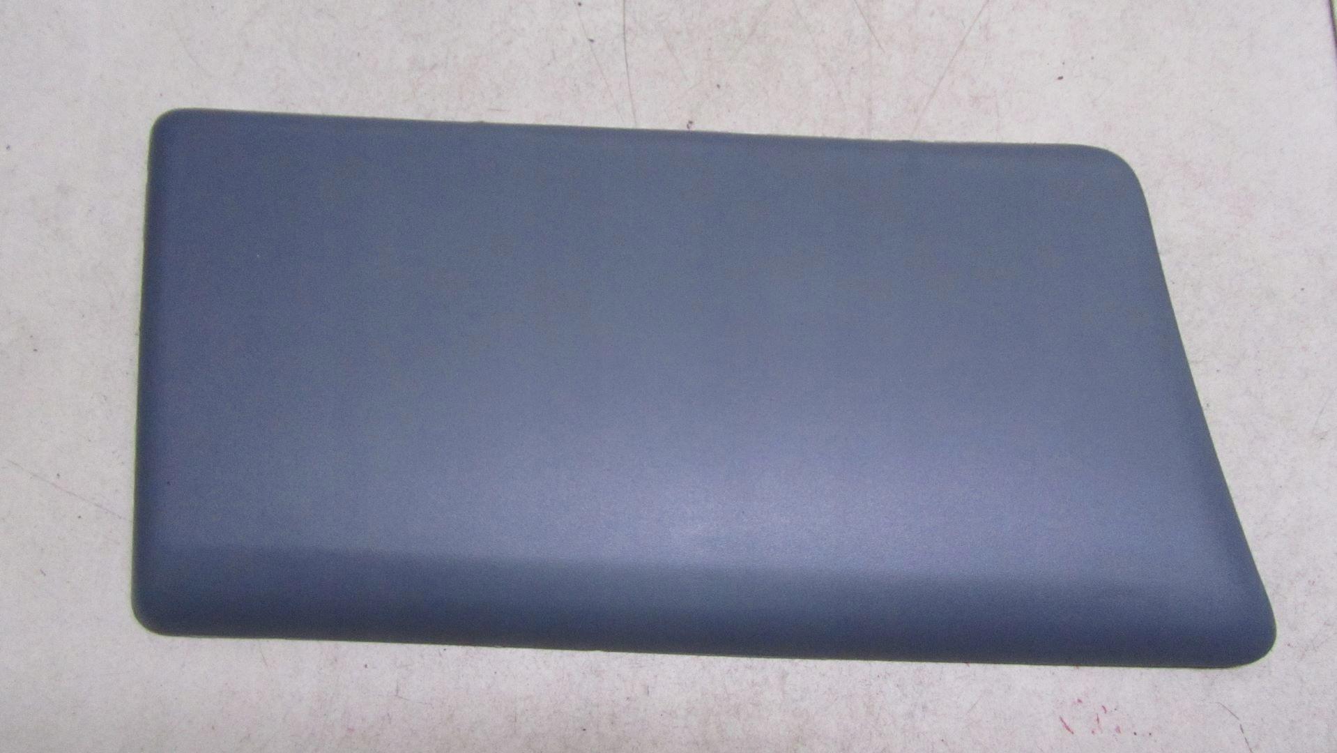 118/040 - TRAFIC II VIVARO БОКОВАЯ ПАНЕЛЬ ЛЕВАЯ 8200036095 01-