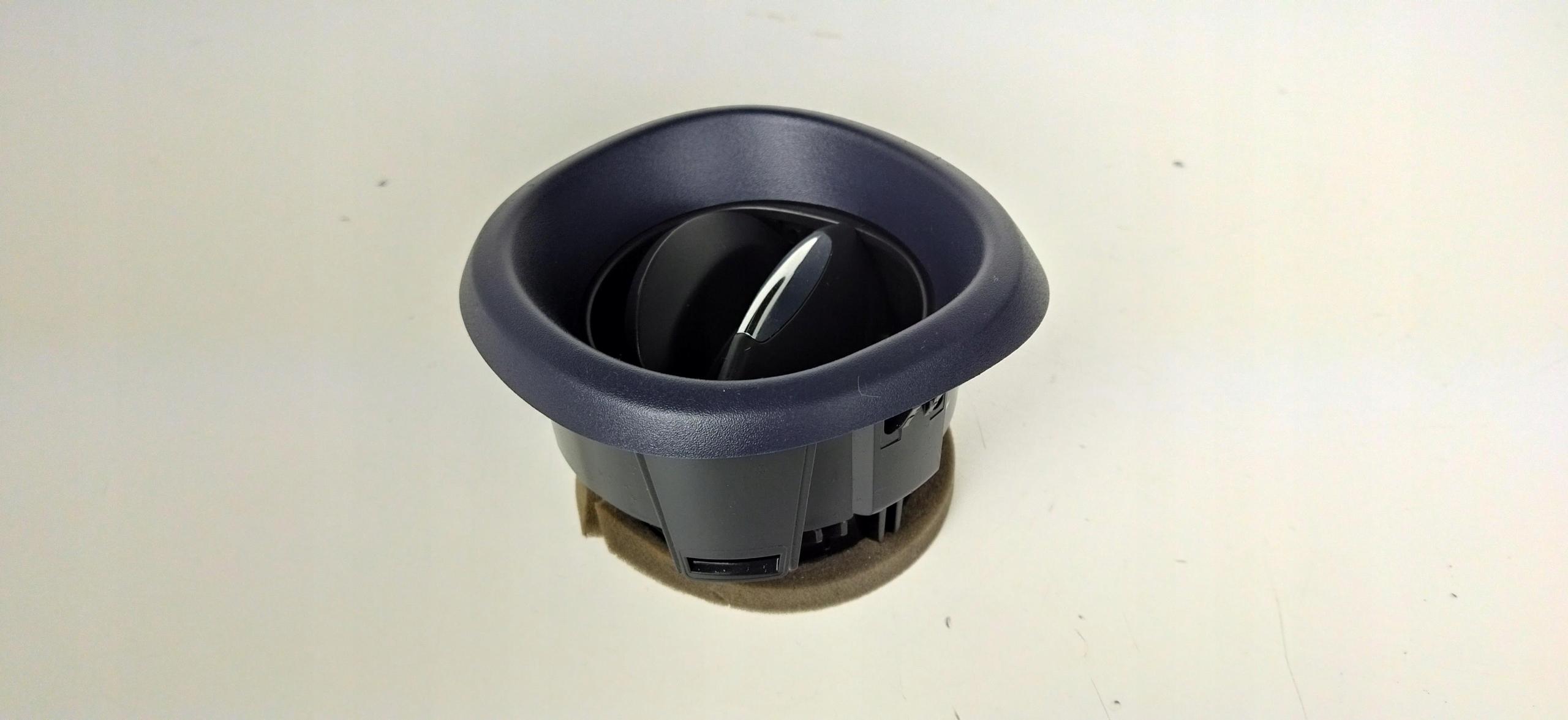 TRAFIC III VIVARO B ВЕНТИЛЯЦИОННАЯ РЕШЕТКА ЛЕВАЯ