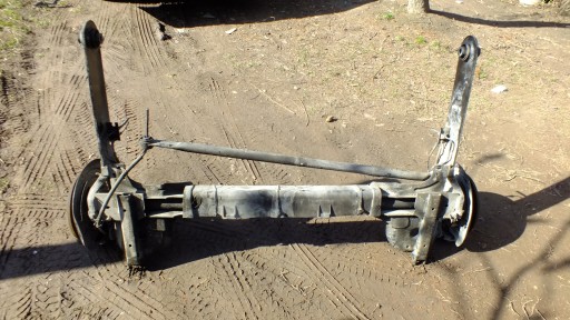 Балка задньої підвіски trac iii vivaro