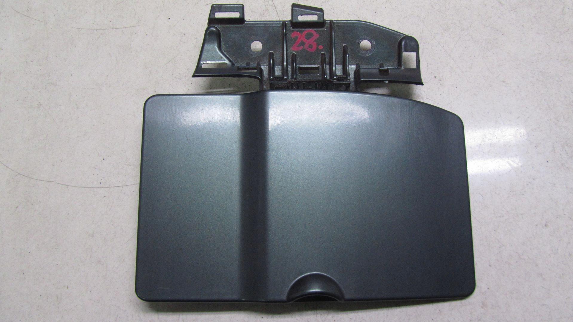 045/028 - TRAFIC VIVARO II КРИШКА ПАЛИВНОГО БАКА 01-14 28