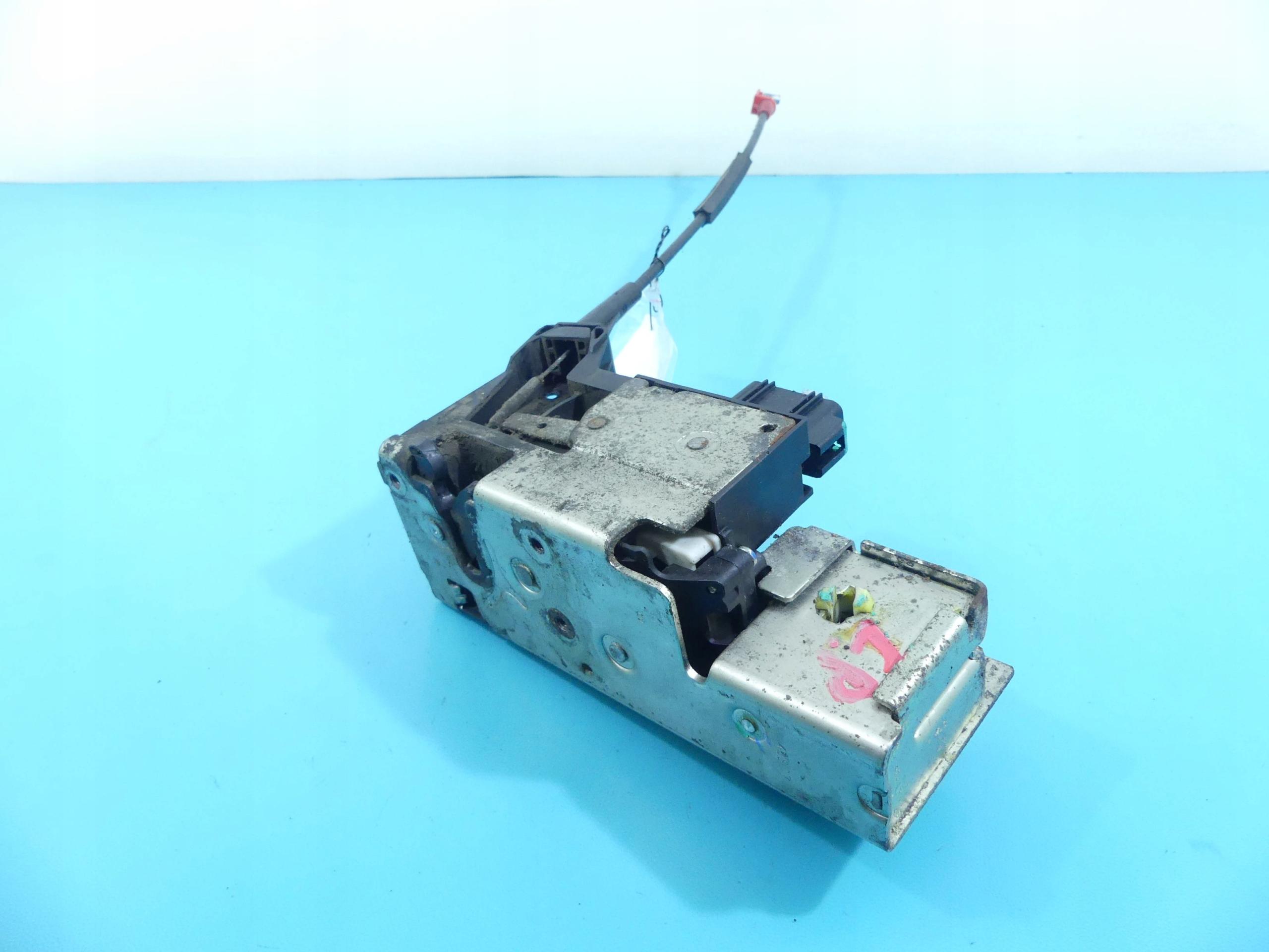 2T1A-V21813-AF - TRANSIT CONNECT І 02-09 ЗАМОК ПЕРЕДНІЙ ЛІВИЙ ЄВРОПА