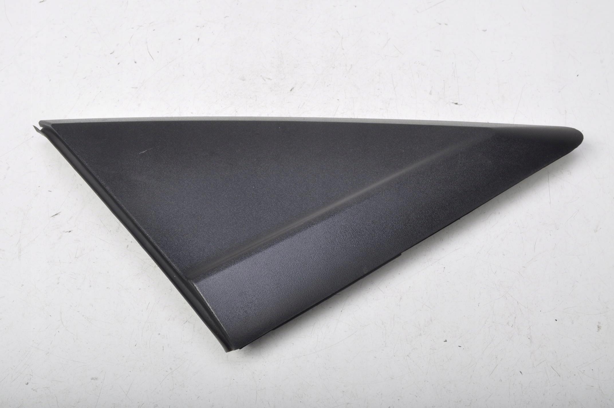 TRANSIT CONNECT MK2 ТРИКУТНИК КРИЛО КРИШКА ПРАВА