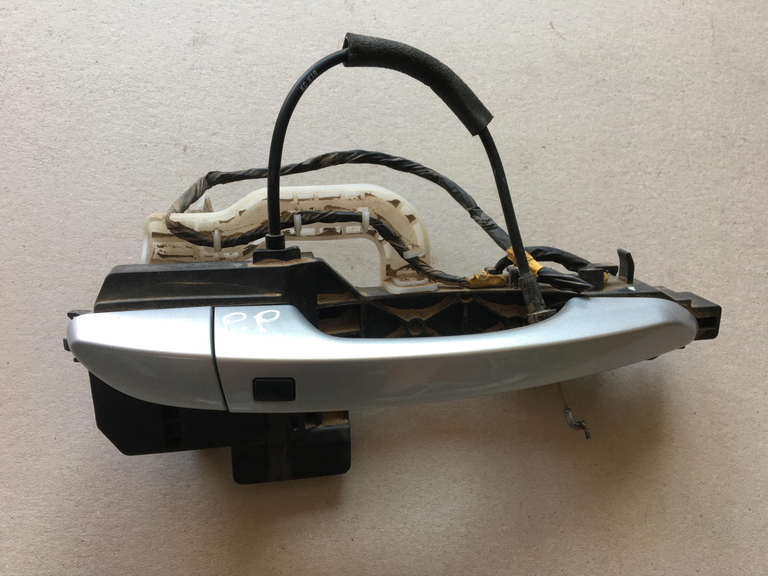 TUCSON III 15 - РУЧКА ДВЕРИ ПРАВАЯ ПЕРЕДНЯЯ U3S