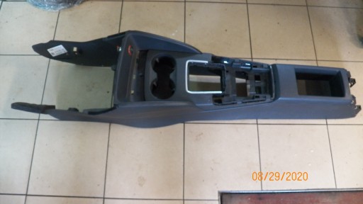 Центральный туннель AUDI A3 8V 1.6 TDI 8V1861690