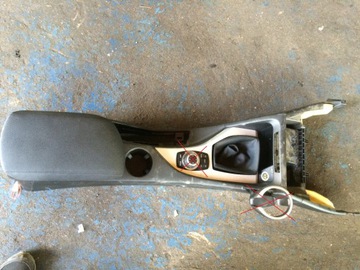 ЦЕНТРАЛЬНИЙ ТУНЕЛЬ BMW E84 X1