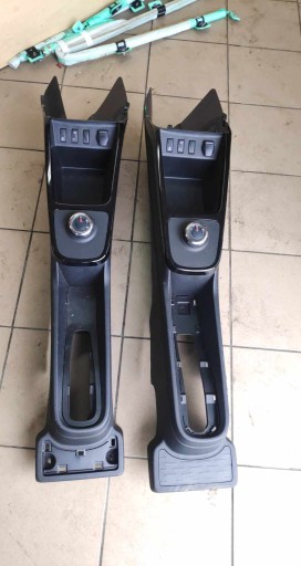 ЦЕНТРАЛЬНА ПАНЕЛЬ ТУНЕЛЮ IDRIVE DACIA SPRING