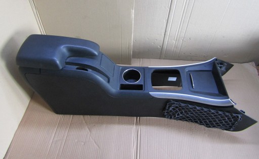 A1696800050 - Центральний підлокітник тунелю Мерседес-Бенц Б-клас В245 2.0 КДІ А1696800050