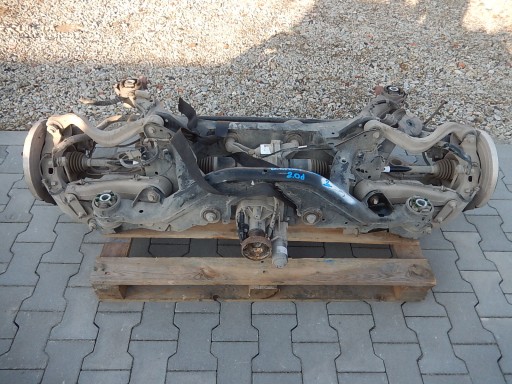 Луч задней оси полный discovery sport 2.0 d 4x4