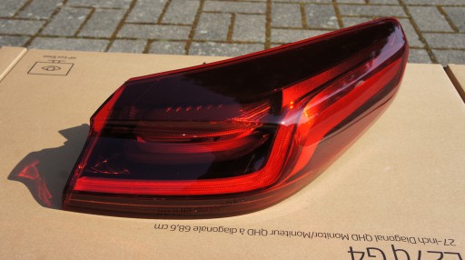 92402J7300 - Задний правый фонарь kia xceed x ceed светодиодный