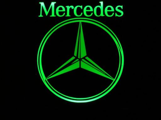 Світлодіодна дошка з логотипом Mercedes над ліжком панель LKW tir