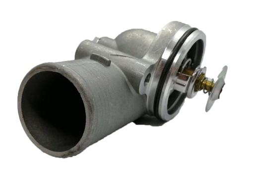 02/203185 02/202933 - Термостат в корпусе 02203185, 02202933 JCB