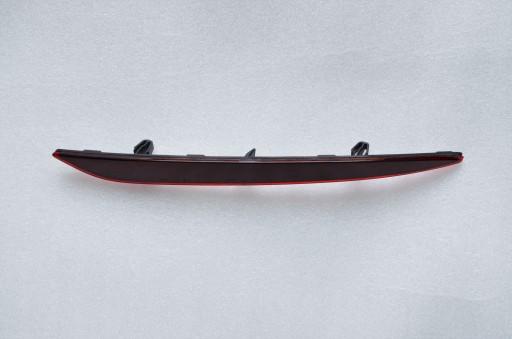 Tesla 3 відбивач бампера задній правий 1077407-00-D