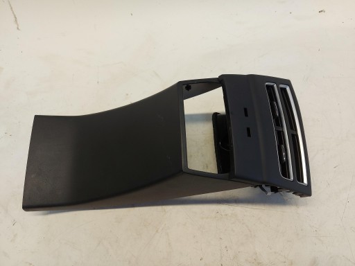 Пластикова задня кришка Tesla Model S LIFT, вентиляційний отвір