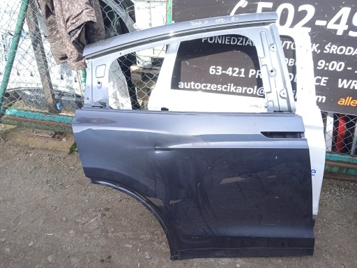 Tesla x задні двері праворуч