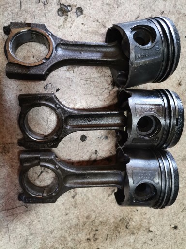 Поршень шатунный 0840C BMW E90 E87 2.0D