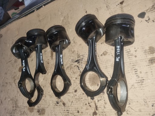 Поршень шатун Mercedes Jeep 3.0 V6 CDI CRD OM642