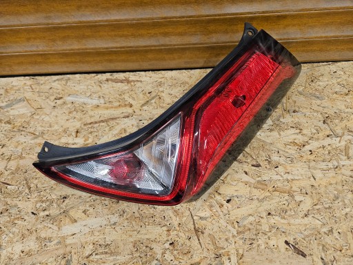 Toyota Aygo II підйом 18-22 Задній закон