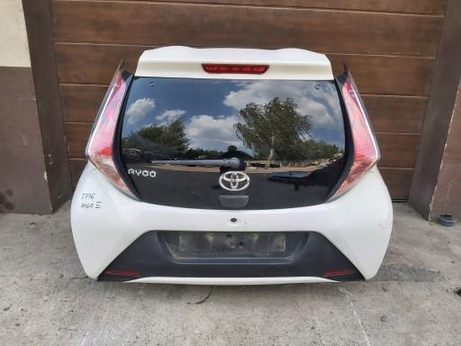 AYGO II PAS TYLNY DUPA - Toyota AYGO II задній ремінь підлогове крило заднє ліве