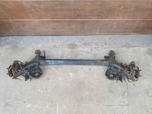 Балка задньої підвіски toyota auris ii