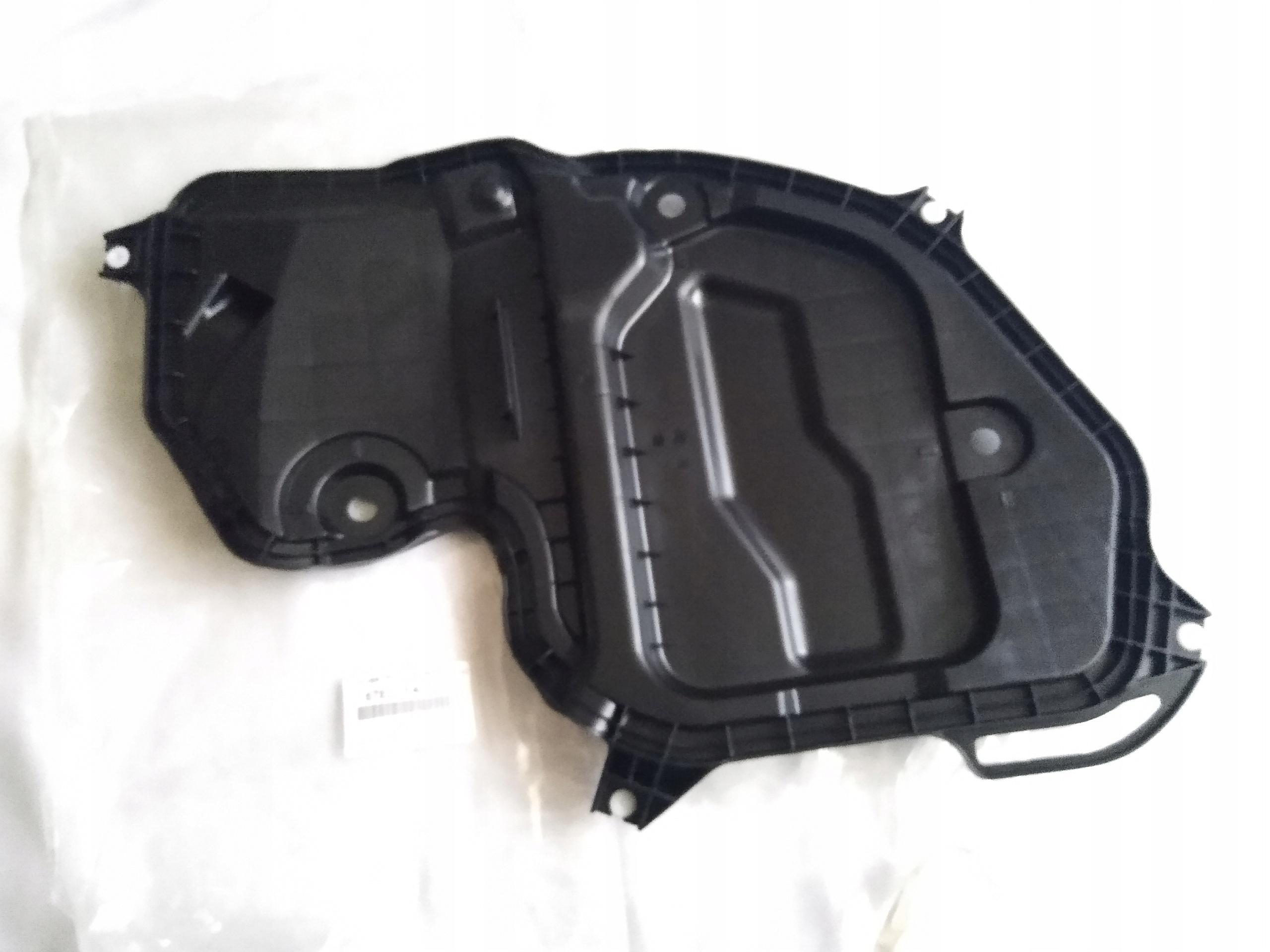 67831-F4010 - Toyota CHR звукоизоляция передней двери 67831f4010