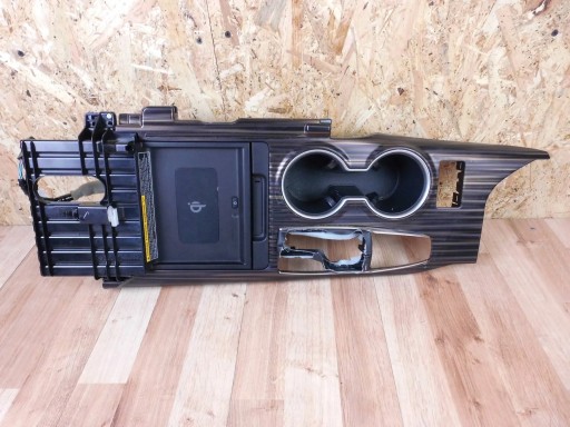 Toyota Camry VIII XV70 2020 крышка тоннеля беспроводного зарядного устройства