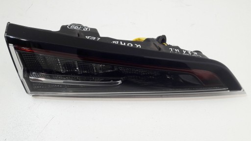 Toyota Corolla E21 Задняя левая лампа со станцией 02431 (R199)